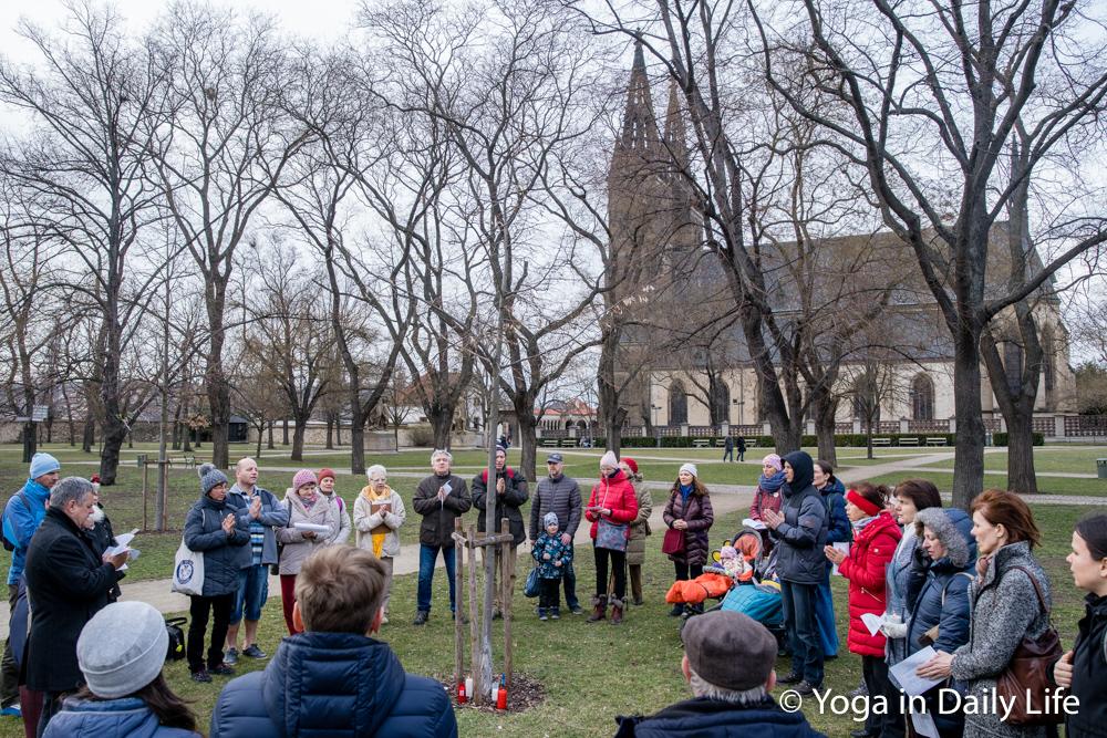 ﻿World Peace Prayers of Yoga in Daily Life community